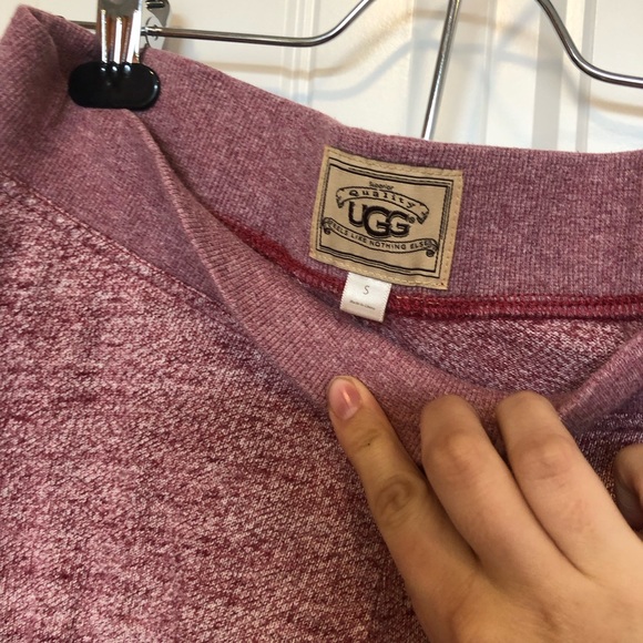 UGG Small Sweatpants - Picture 2 of 4